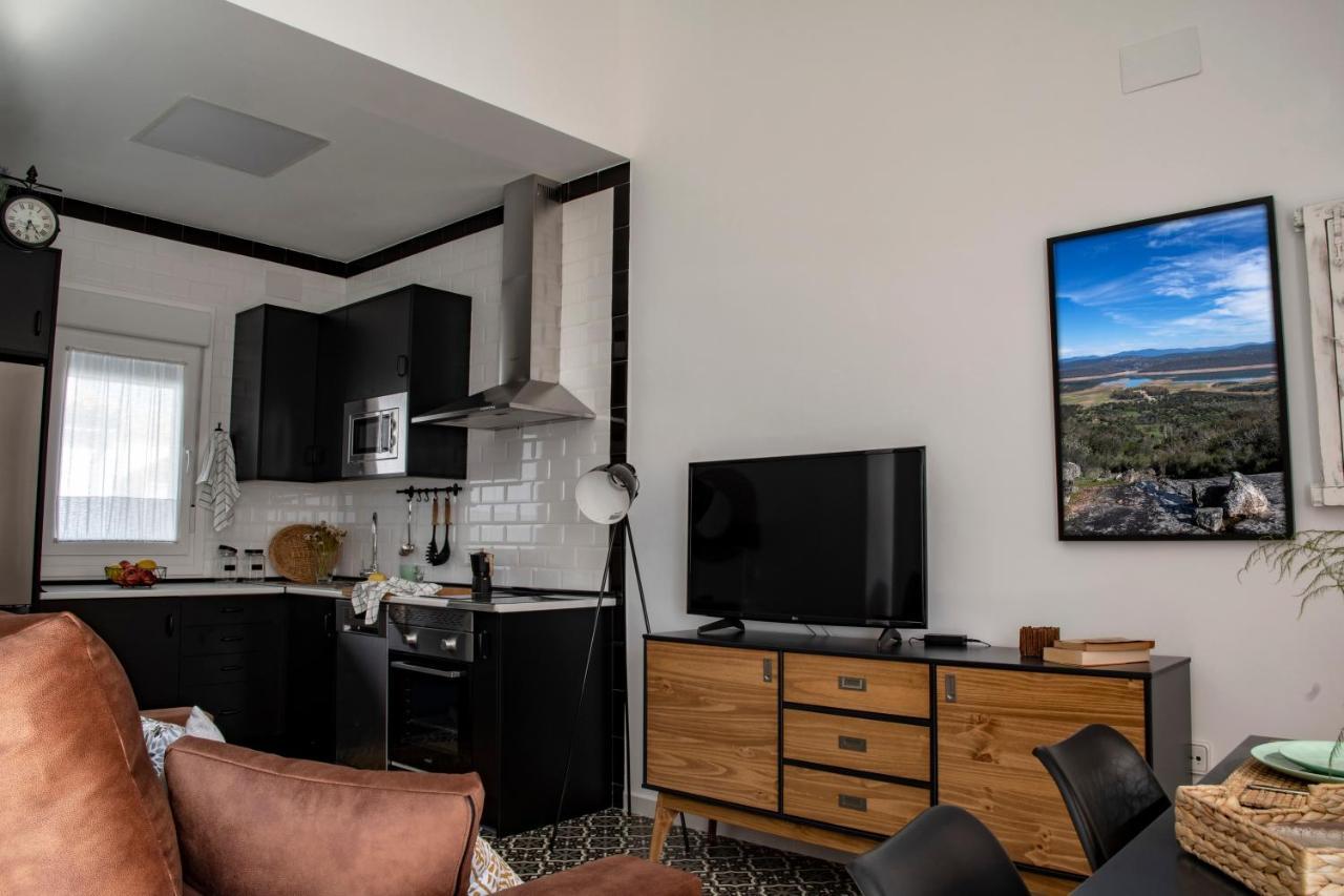 Apartamentos Rurales Helechosa, Las Tres Penas Exteriör bild