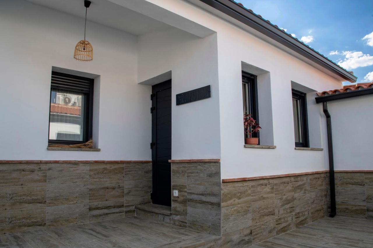 Apartamentos Rurales Helechosa, Las Tres Penas Exteriör bild